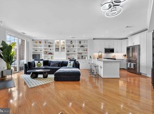 400 Cameron Station Blvd APT 421, Alexandria, VA 22304