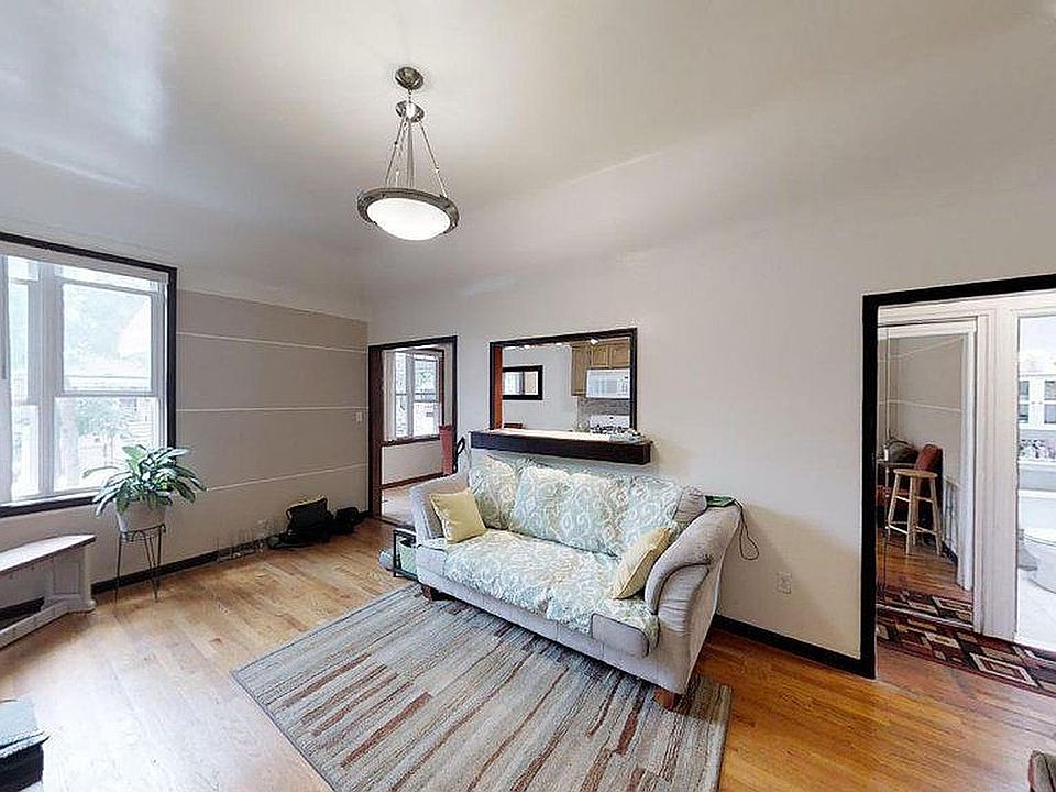 1st image of 167 E 89th St Floor 1