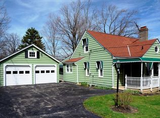 6759 Wilson Mills Rd, Mayfield Village, OH 44040