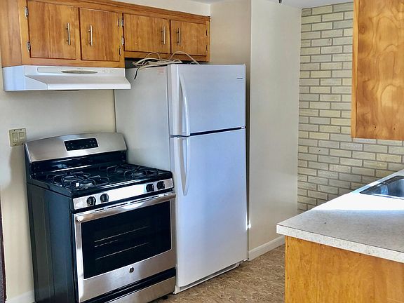 5th image of 218 S Pershing Ave Floor 2