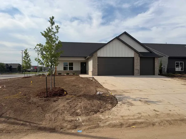 701 N Wheatland Pl, Wichita, KS 67235