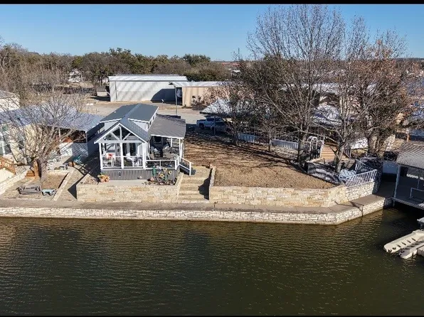 817 Brazos Harbor Cir, Granbury, TX 76048