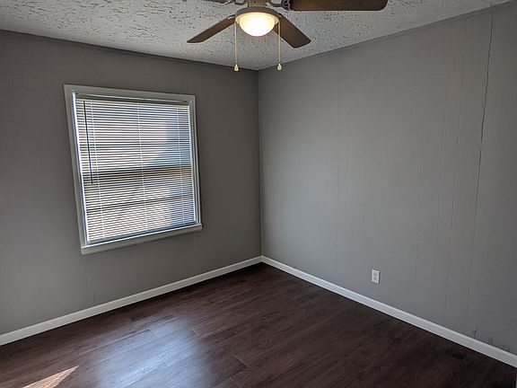 5th image of 918 S Hiram Ave #3