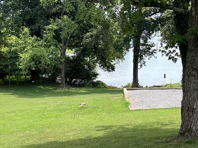 100 Sterling Rd, Hendersonville, TN, 37075