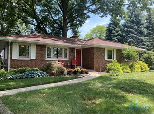 1157 Nela Pkwy, Toledo, OH 43615