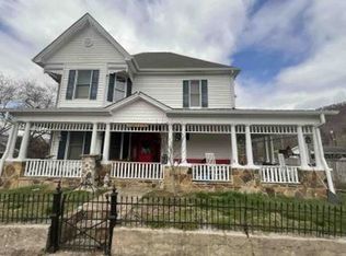 545 McGhee St, Jellico, TN 37762