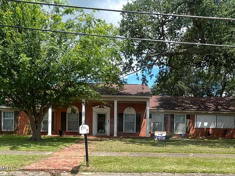 1519 Jasmine Dr — Photo 1