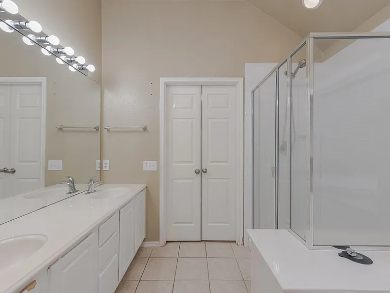 1296 Calistoga Dr — Photo 10