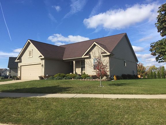3rd image of 9259 Apple Cider Ln