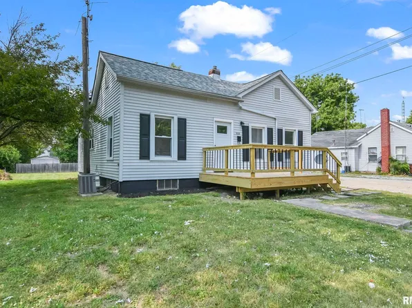 1020 W Madison St, Auburn, IL 62615