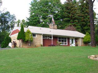 110 Mountain View Hts, Stuart, VA 24171