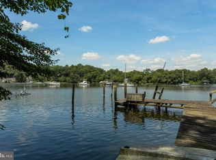 377 Lake Rd, Crownsville, MD 21032