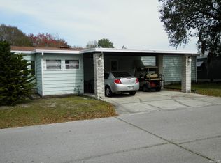 714 N Edgewater Dr, Plant City, FL 33565