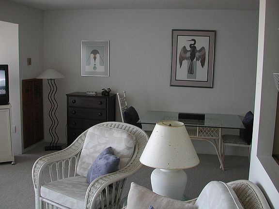 3rd image of 3558 Shore Dr APT 904