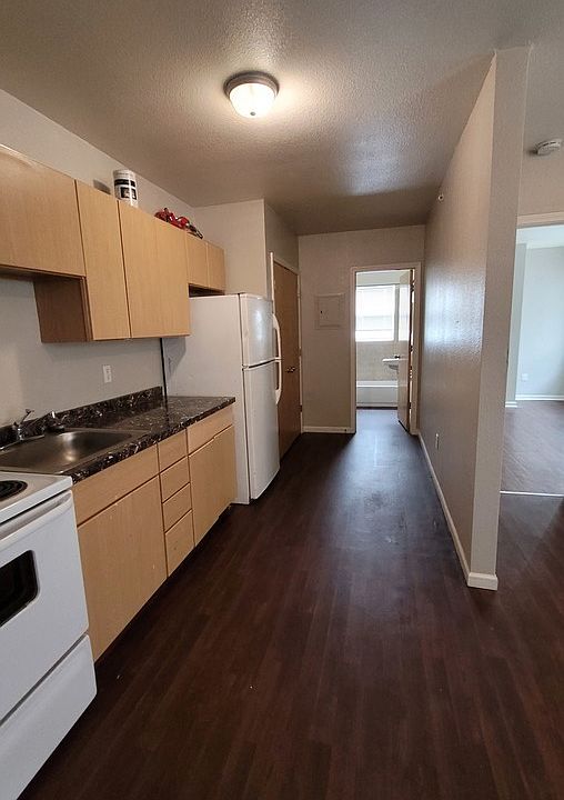 1st image of 1207 N 18th St #33