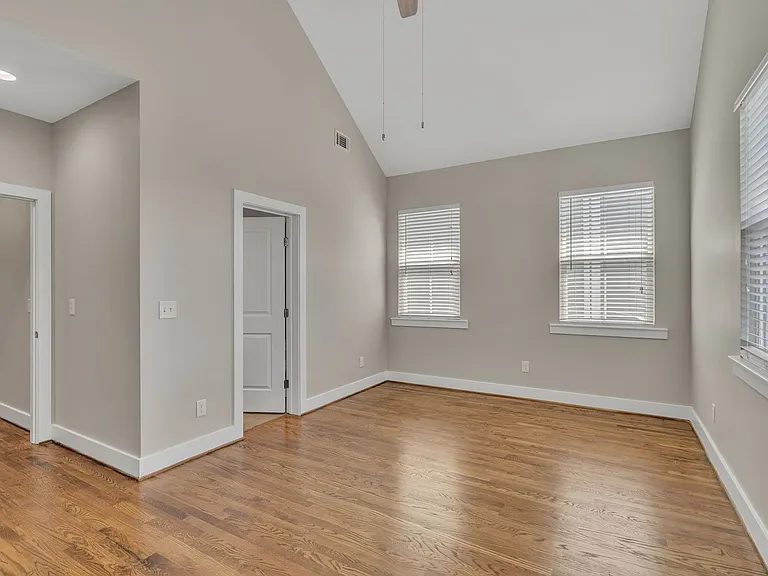 5212B Louisiana Ave — Photo 14