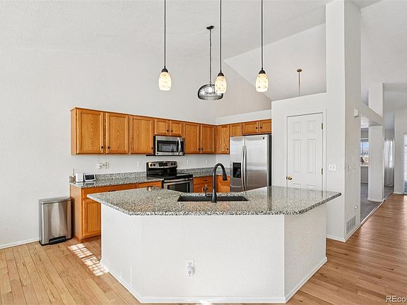 4th image of 11152 W Crestline Drive