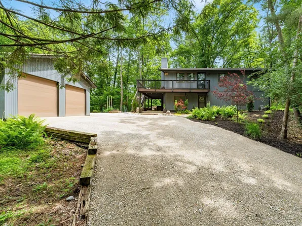 317 Winnebago Ln SE, Bremen, OH 43107