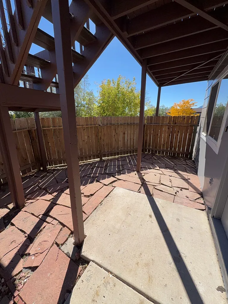 2 bed, 816 sqft, $1,195 — Photo 2