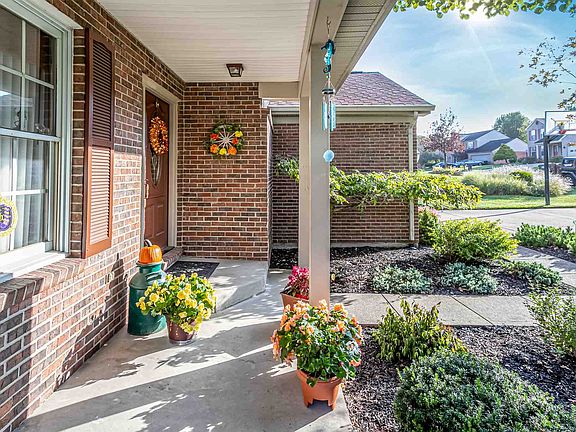 3rd image of 8230 Rose Petal Dr