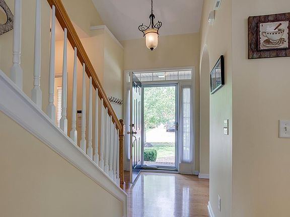 5th image of 3133 Brimstead Dr