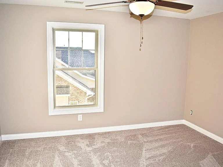 6631 Heritage Hills Dr — Photo 17