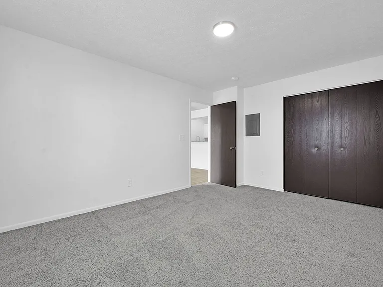 Stratford Commons — Photo 19