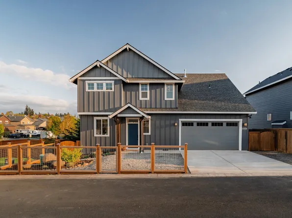 37029 Olson St, Sandy, OR 97055