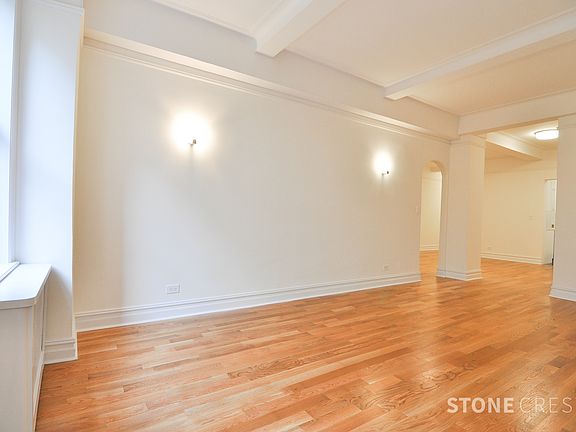 4th image of 200 W 90th St APT 10B