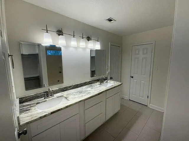 10713 Plummer Cir — Photo 19