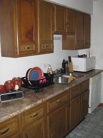2nd image of 304 Burlington Ave