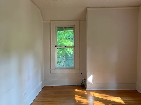 107 Cumberland Ave #C, Asheville, NC 28801