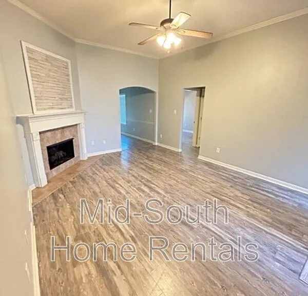 11817 Village Center St — Photo 4