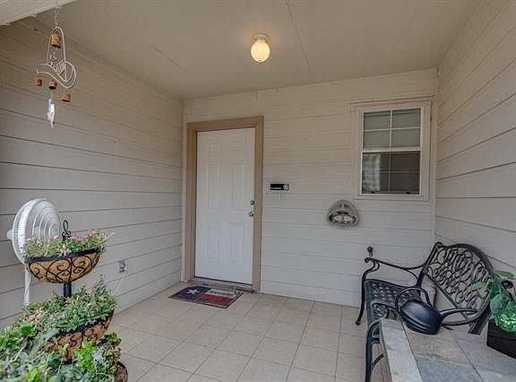 2nd image of 12638 Oceanside Dr