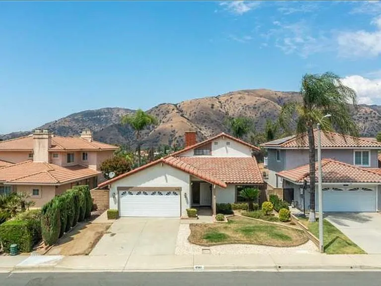 6141 Birdie Dr — Photo 2