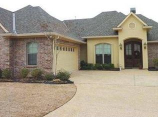 9206 Oakley Dr, Shreveport, LA 71115