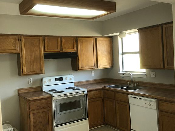 4th image of 113 Woodbridge Way