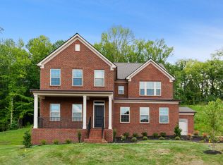 6710 Edgemore Dr, College Grove, TN 37046