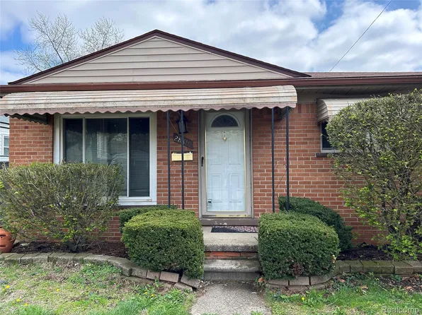 28810 Townley St, Madison Heights, MI 48071