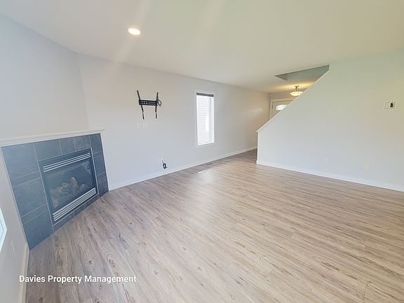 4th image of 17348 8th Ave SW