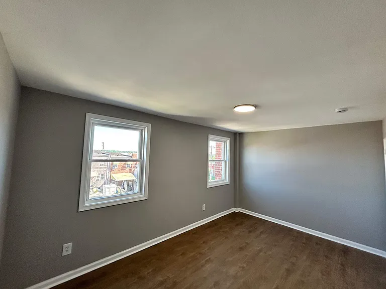7850 Eastdale Rd — Photo 21