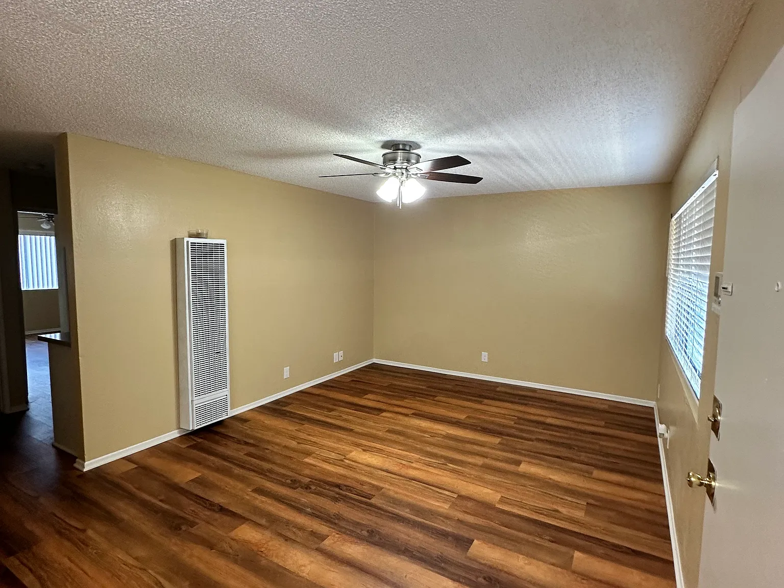2 bed, 875 sqft, $2,395 — Photo 3