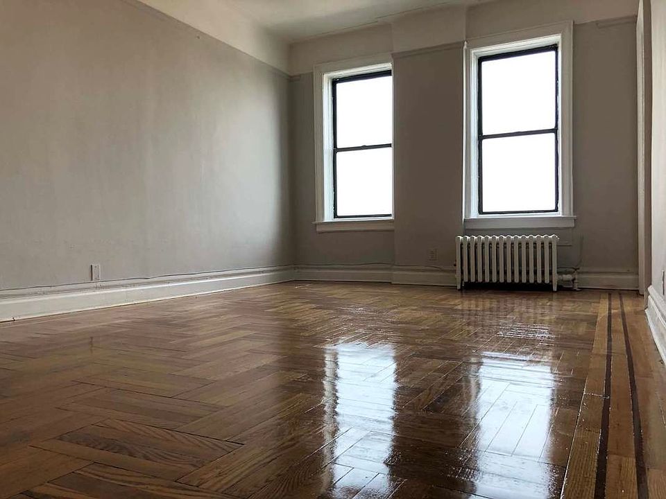 2nd image of 1601 Ocean Pkwy #G6