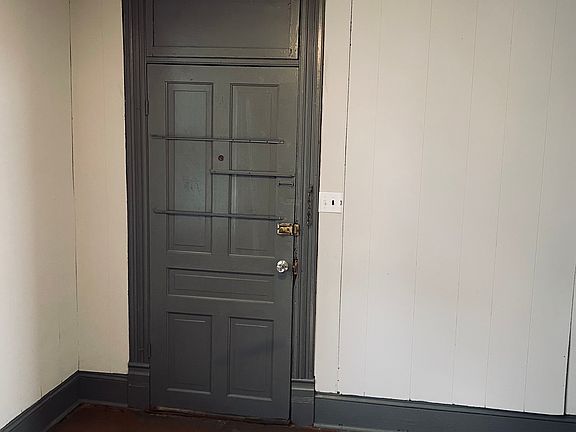 4th image of 912 Pierce St APT 1
