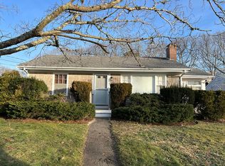 20 Nauset Ave E, North Falmouth, MA 02556