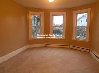 11 Oak St #3L, Somerville, MA 02143