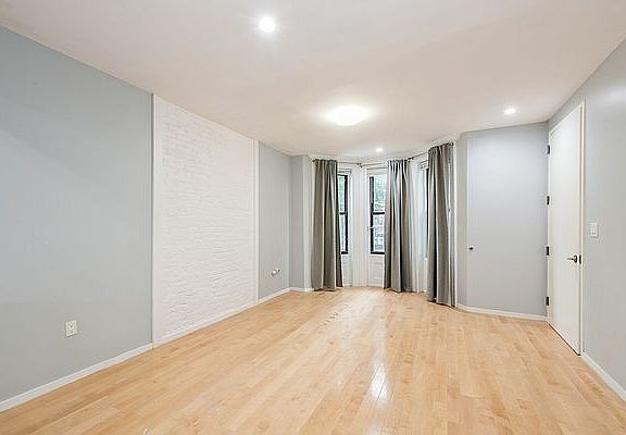 5th image of 1558 Saint Marks Ave #1