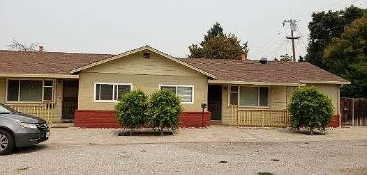 513 Piazza Dr #B — Photo 2