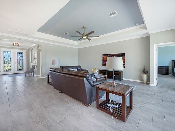 4th image of 11873 Hickory Estate Cir