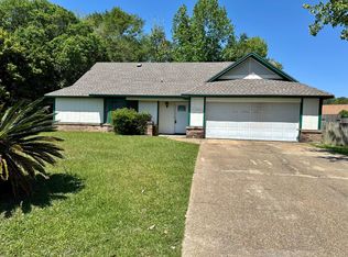 117 Mark Daniel Cres, Ocean Springs, MS 39564